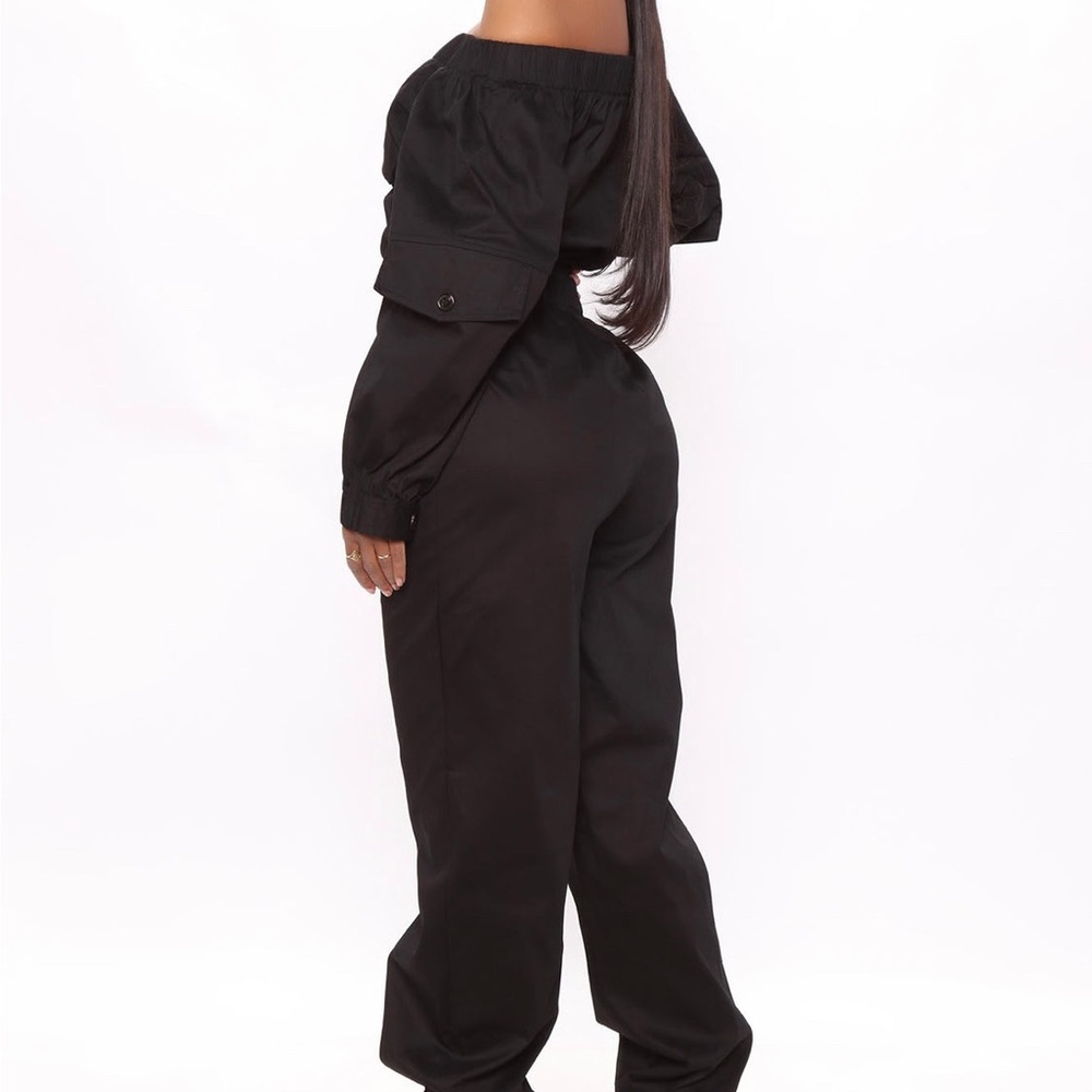 Fashionova Black utility jumpsuit. Large.